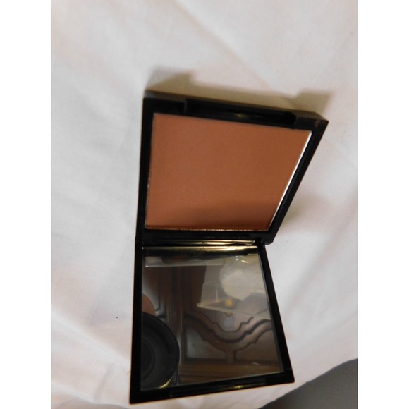 Makeup-Face Bronzer, Pressed Highlighter, Loose Setting Powder New In Box - Picture 7 of 7